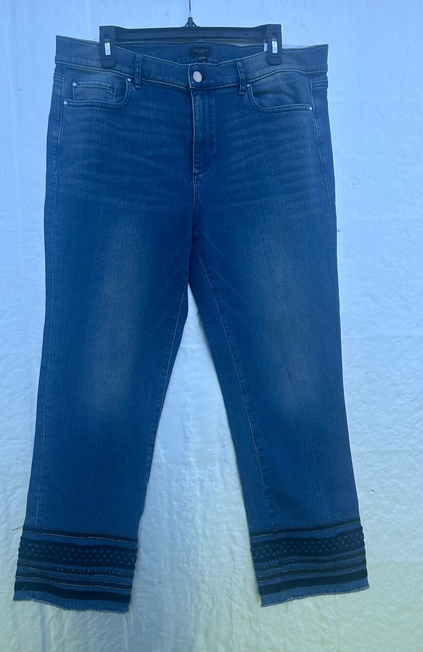 Ann Taylor Factory Size 14 Straight Leg Crop Jeans Embroidered Hem NWT